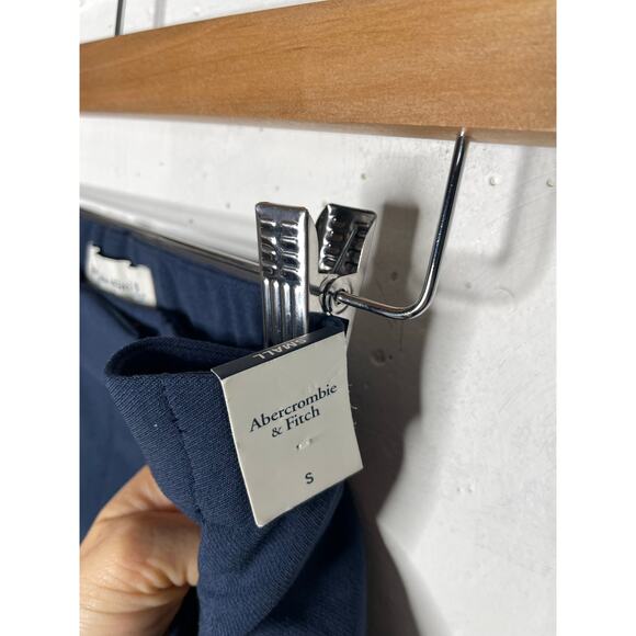 NEW Abercrombie & Fitch Womens Navy Pleated Shorts Size Small High Rise Trouser - Picture 3 of 7